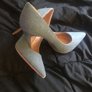 Pointed toe stiletto